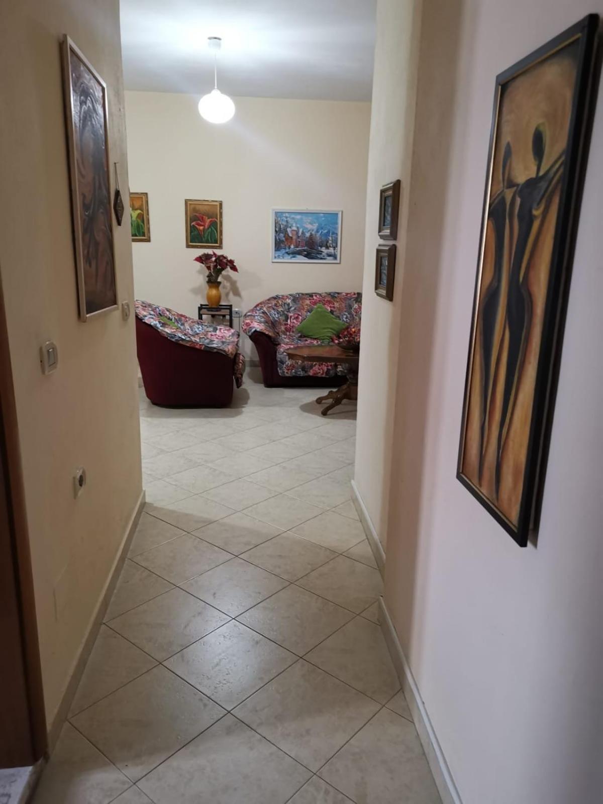 Mare Apartament *